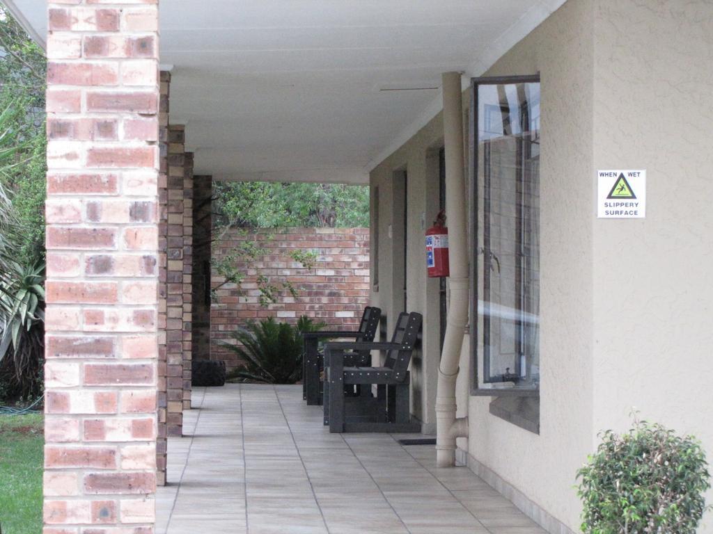 Bel Air Guest House Piet Retief Esterno foto
