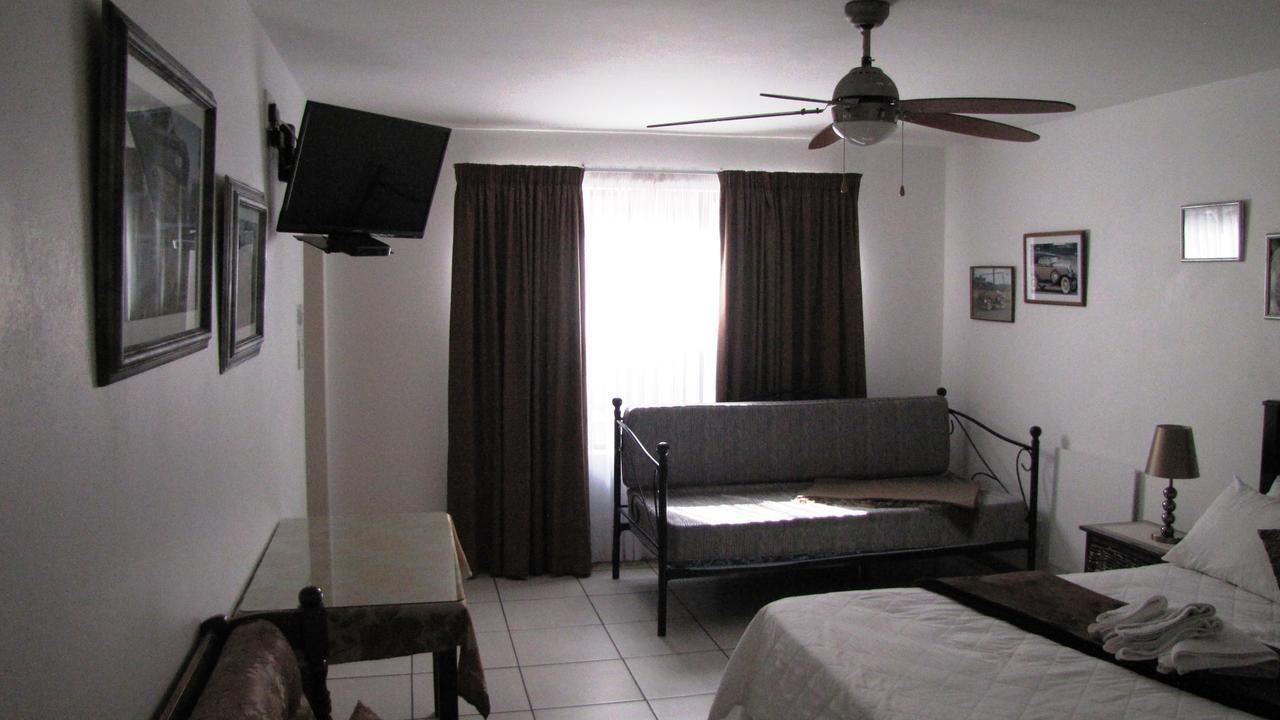 Bel Air Guest House Piet Retief Esterno foto